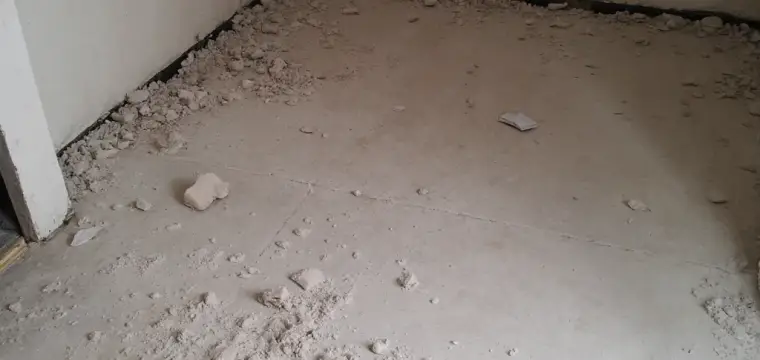 Демонтиране и изнасяне на мебели